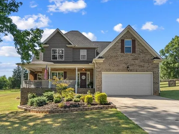 142 Northcrest Dr, Stokesdale, NC 27357