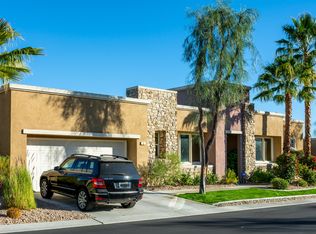 10 Canyon Lake Dr, Rancho Mirage, CA 92270