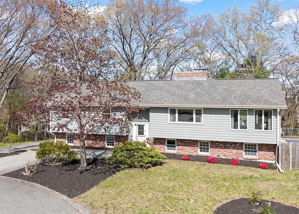1st image of 16 Briscoe St