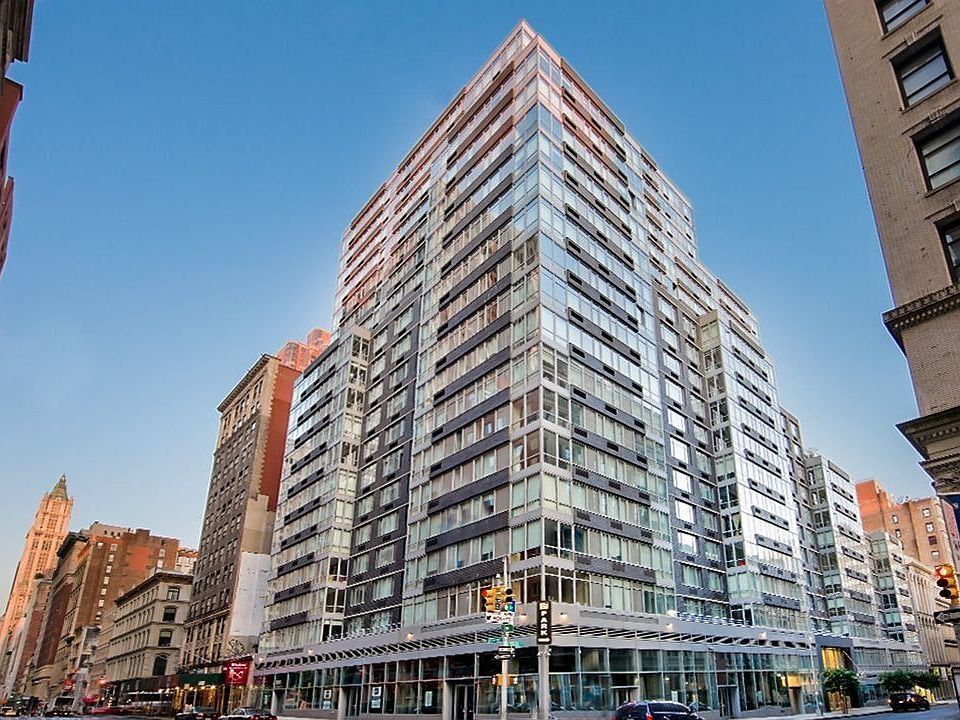 1st image of 88 Leonard St APT 417