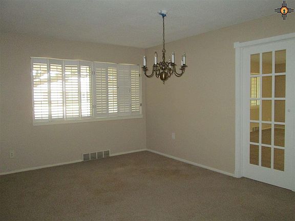 4th image of 413 E Abo Dr
