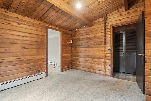 1285 Riverside Dr — Photo 21