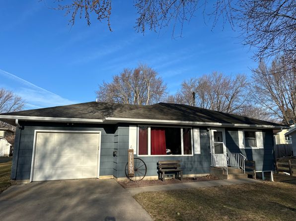 1096 7th Ave NE, Owatonna, MN 55060