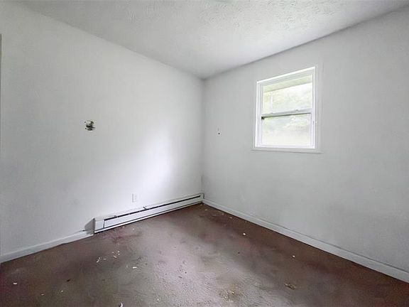 5th image of 15110 Hackney Dr #A & B