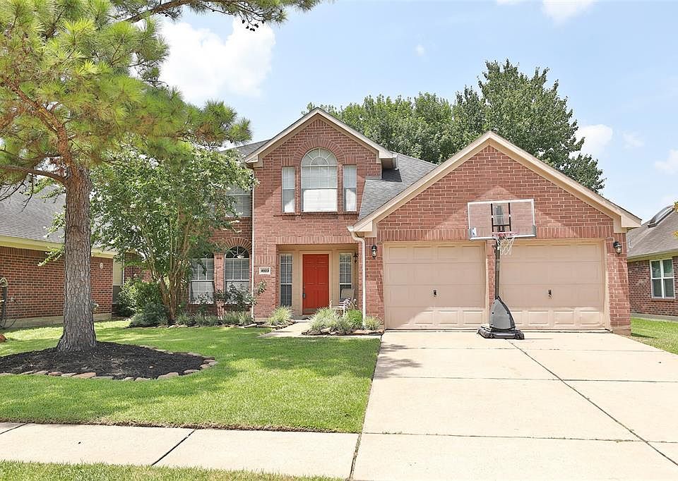 1st image of 4923 Linden Pl