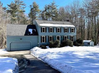 10 Applewood Dr, Derry, NH 03038