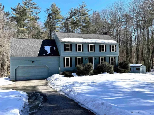10 Applewood Drive, Derry, NH 03038