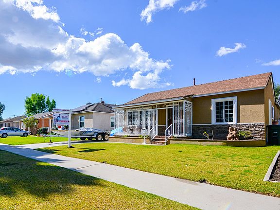 2nd image of 5135 Bellflower Blvd