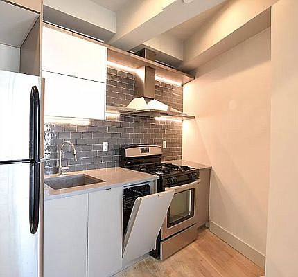 4th image of 71 N Henry St #5F