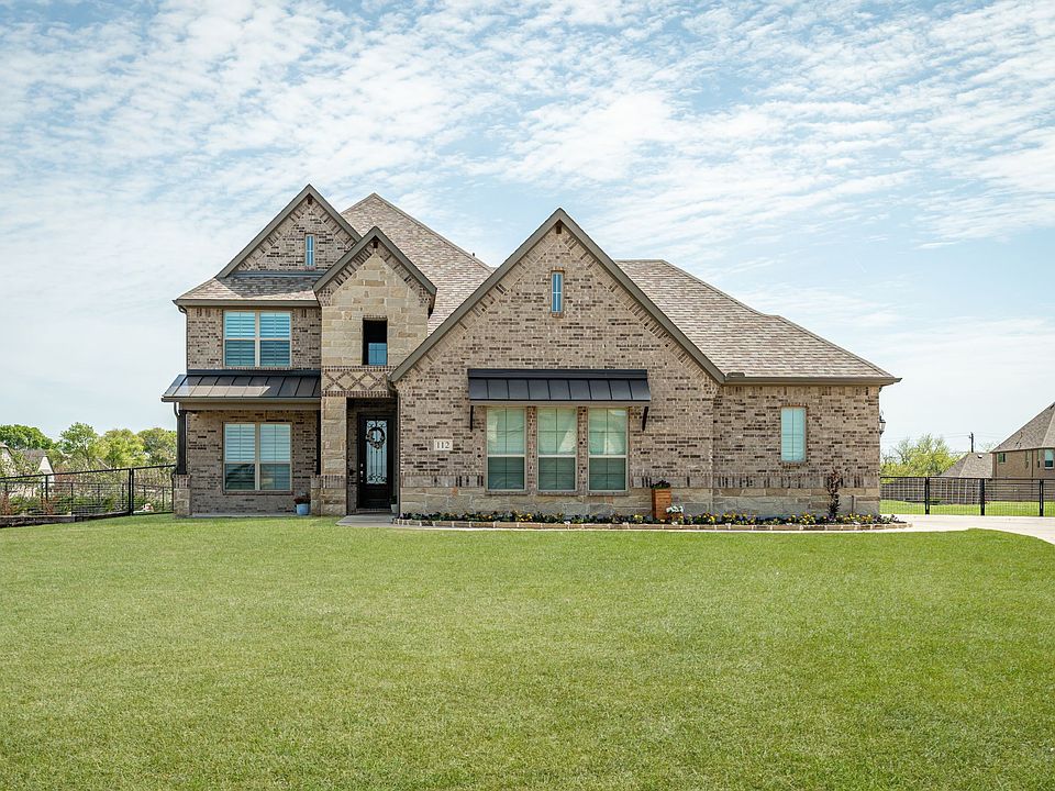 1st image of 112 Walnut Dr