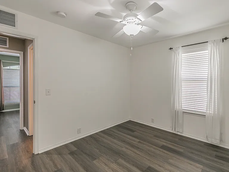 4521 Sheldon Trl — Photo 11