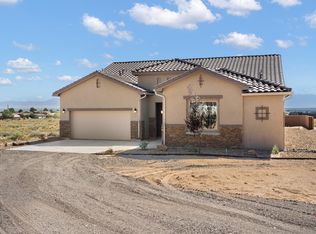 980 Vista Grande SW, Grande Sw, NM 87031