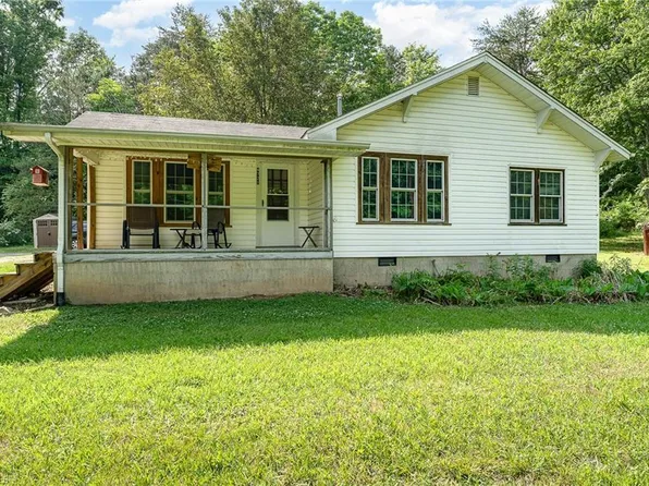 4721 Rolling Rd, Trinity, NC 27370