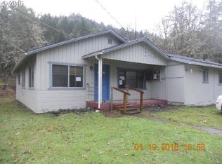 388 Degnath Gateway Ln, Winston, OR 97496