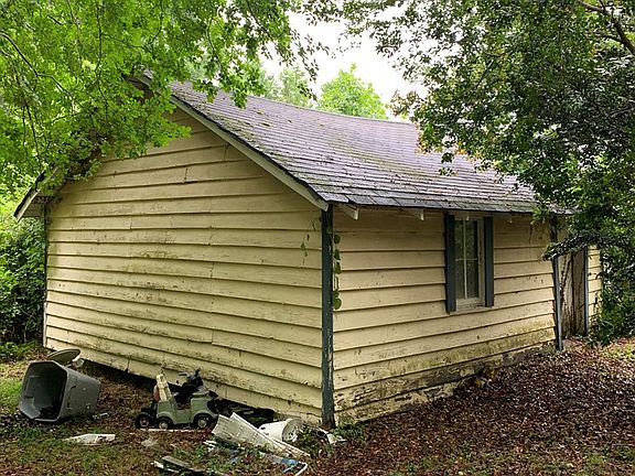 2nd image of 3750 27th Hwy