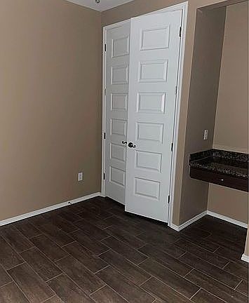 5th image of 1003 E Bob Pool Ave