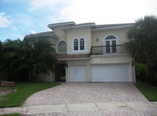 9797 Coronado Lake Dr, Boynton Beach, FL 33437