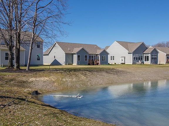 3rd image of 5471 Marshview Ln