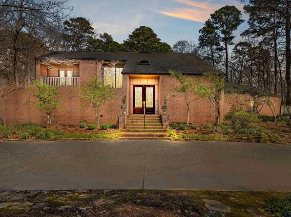 1313 Inverness St, Longview, TX 75601