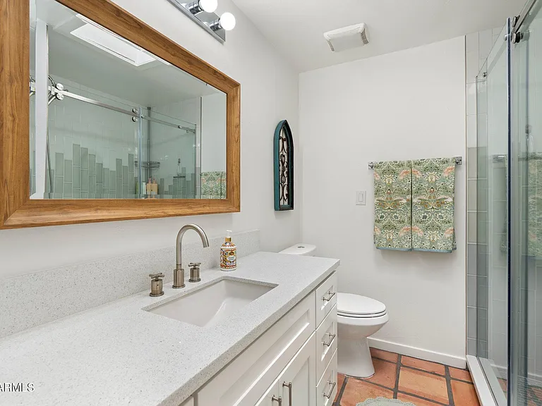 3036 N 32nd St #303 — Photo 18