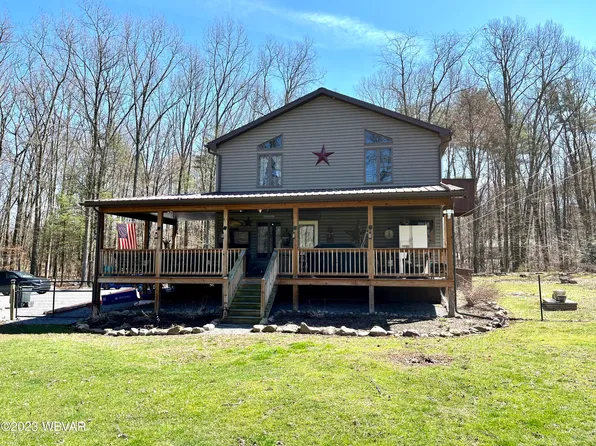 47 Starboat Ln, Jersey Shore, PA 17740