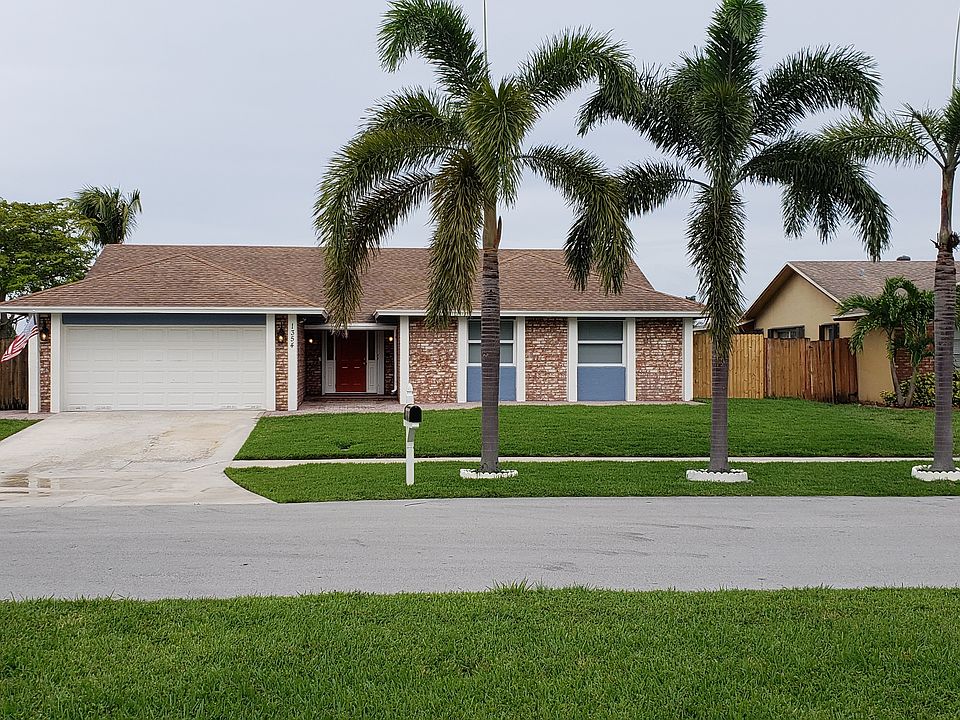 1st image of 1354 SW 27th Ave