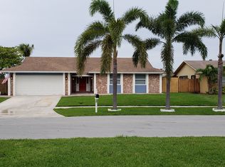 1354 SW 27th Ave, Deerfield Beach, FL 33442