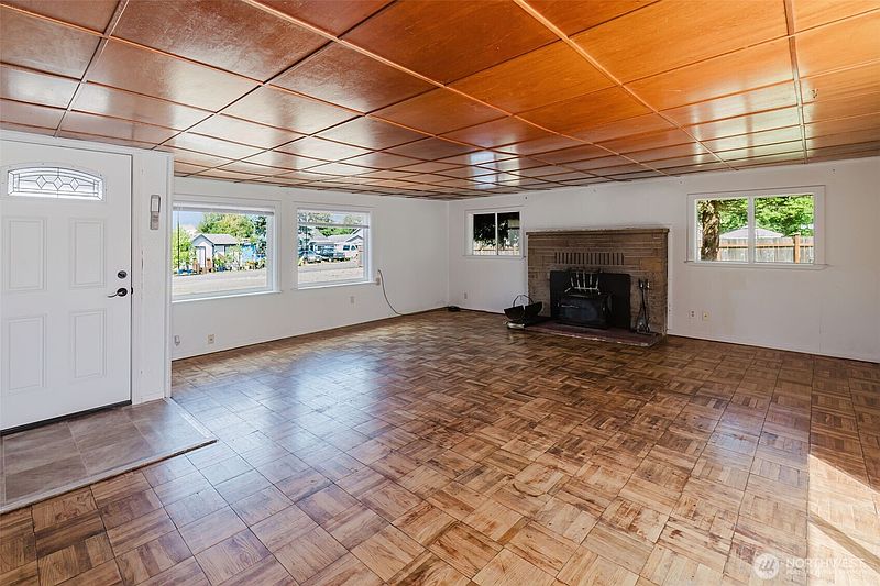 3rd image of 4564 SE Horstman Road