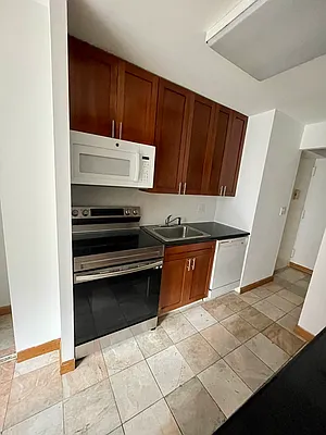 Rented by Fairbank Properties LLC | media 7