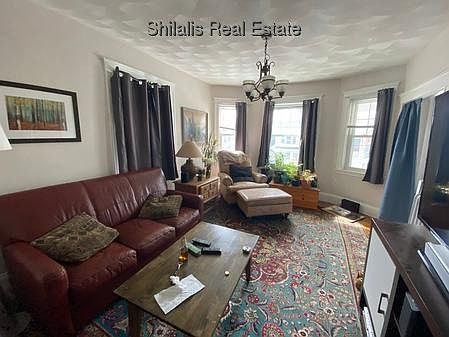 2nd image of 98 Boylston St