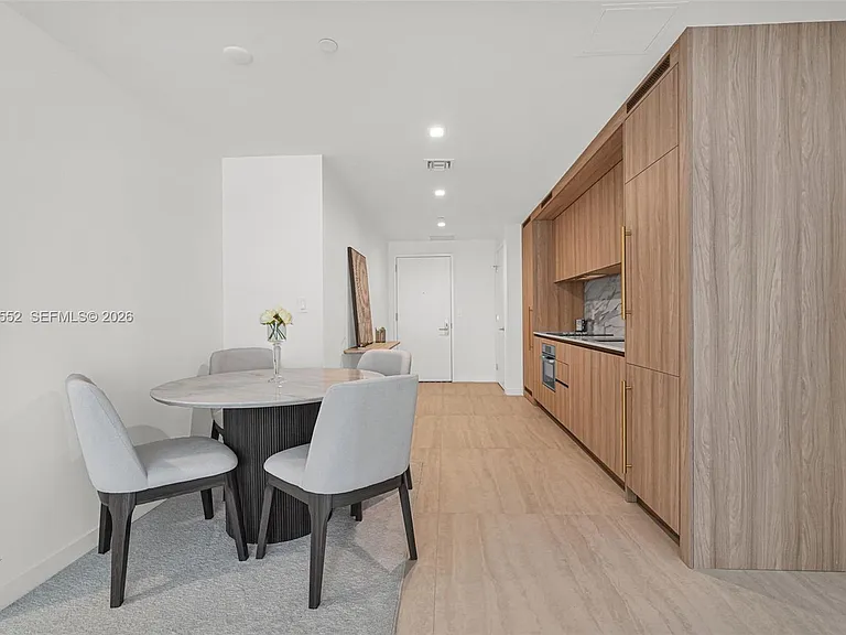 77 SE 5th St #1511 — Photo 7