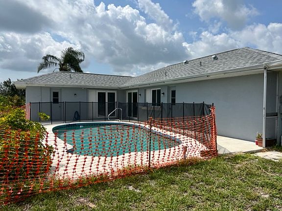 5th image of 6312 Roberta Dr