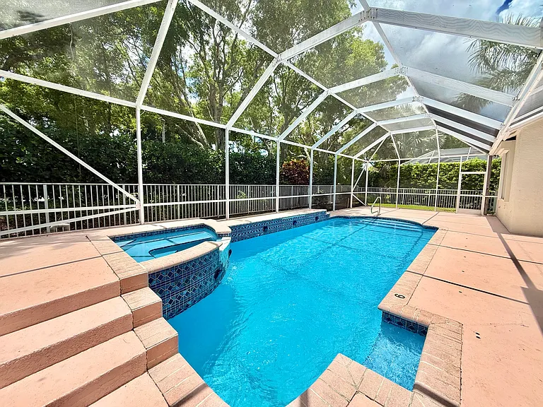 12310 Riverfalls Ct — Photo 25