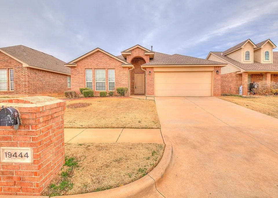 19444 Currant Dr