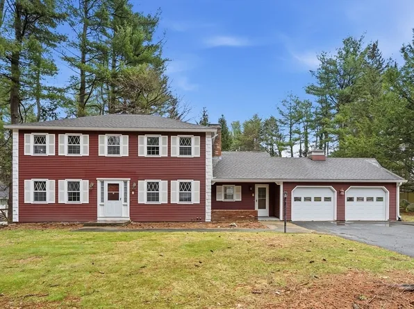 52 Vicksburg Cir, Holden, MA 01520