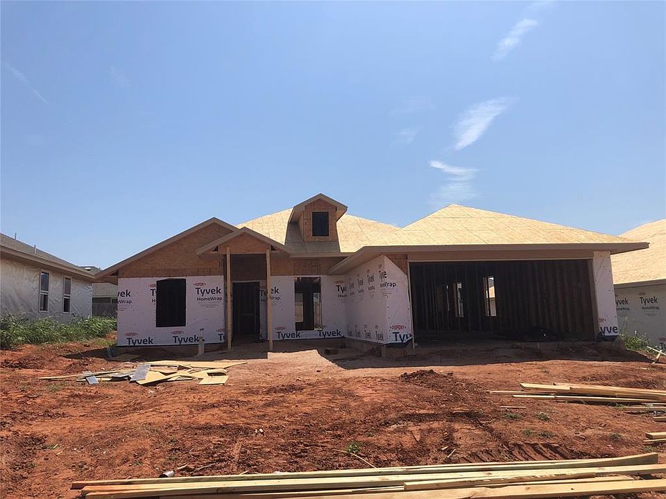 1st image of 2319 Arcady Ave