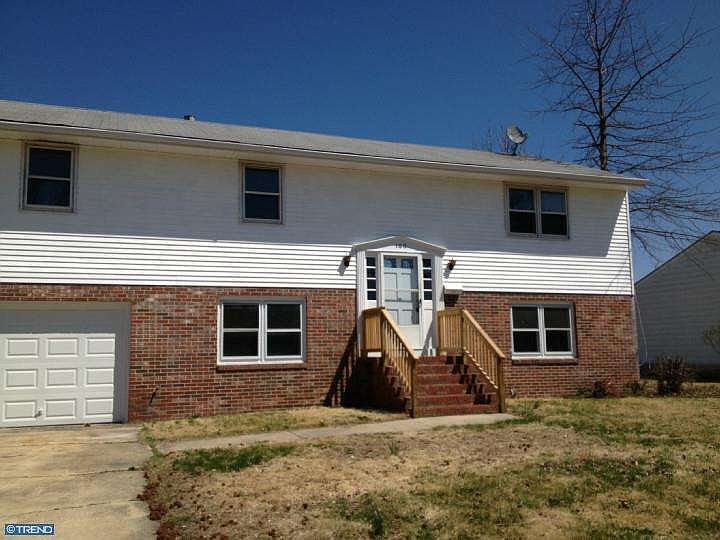1st image of 160 Highland Ave