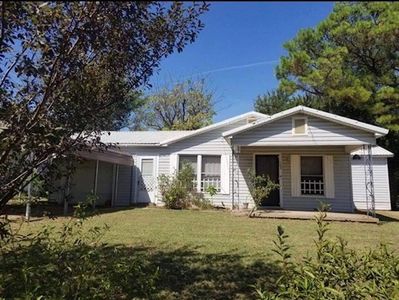 102 S Cedar St, Savoy, TX, 75479