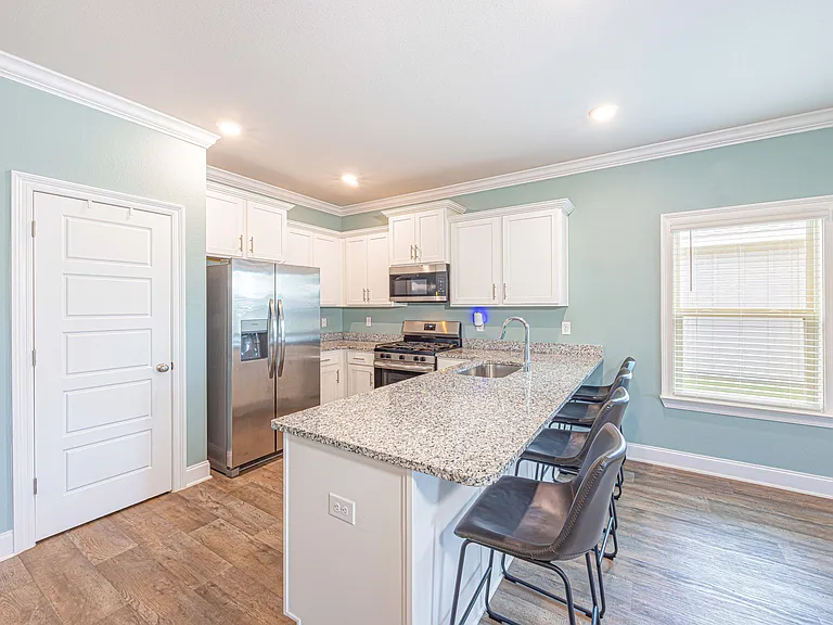 32667 Revere Dr — Photo 13