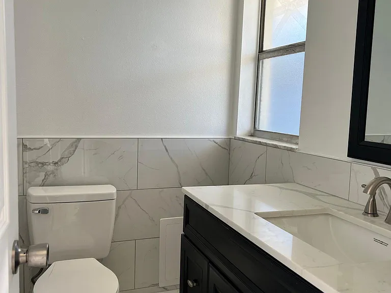 2247 Coral Way #A — Photo 9