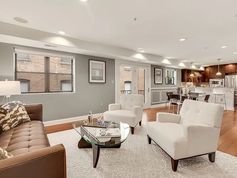 1354 Euclid St NW #402A — Photo 1