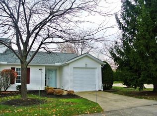 300 Harbor Ridge Ln UNIT 4, Fairport Harbor, OH 44077