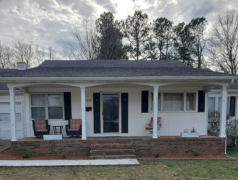 1st image of 810 Bell Dr