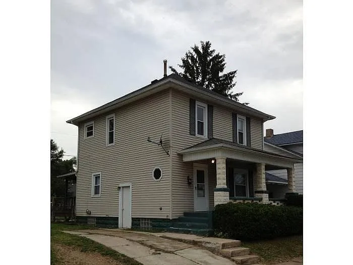 33 Fairmont Ave photo 1
