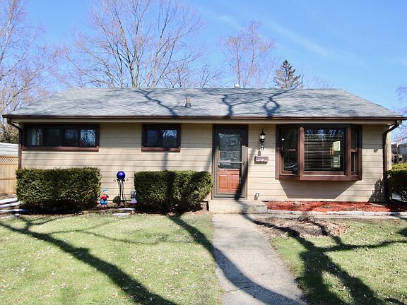 2nd image of 1506 Walnut Dr