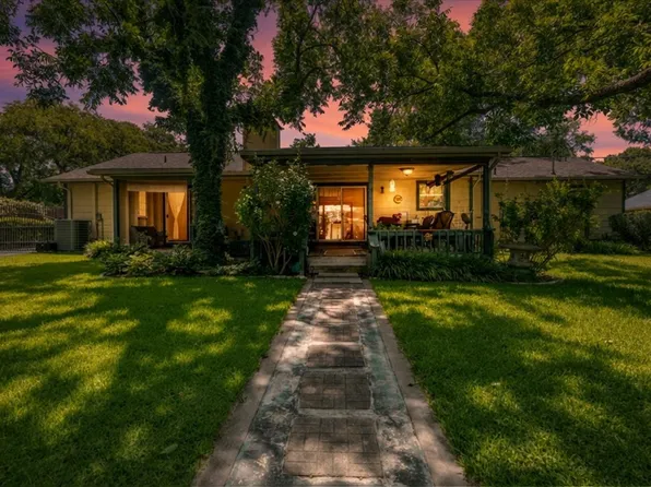3908 Bandera Dr, Granbury, TX 76049