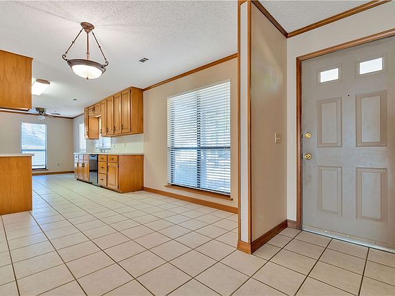 2nd image of 3425 N Sandpiper Dr
