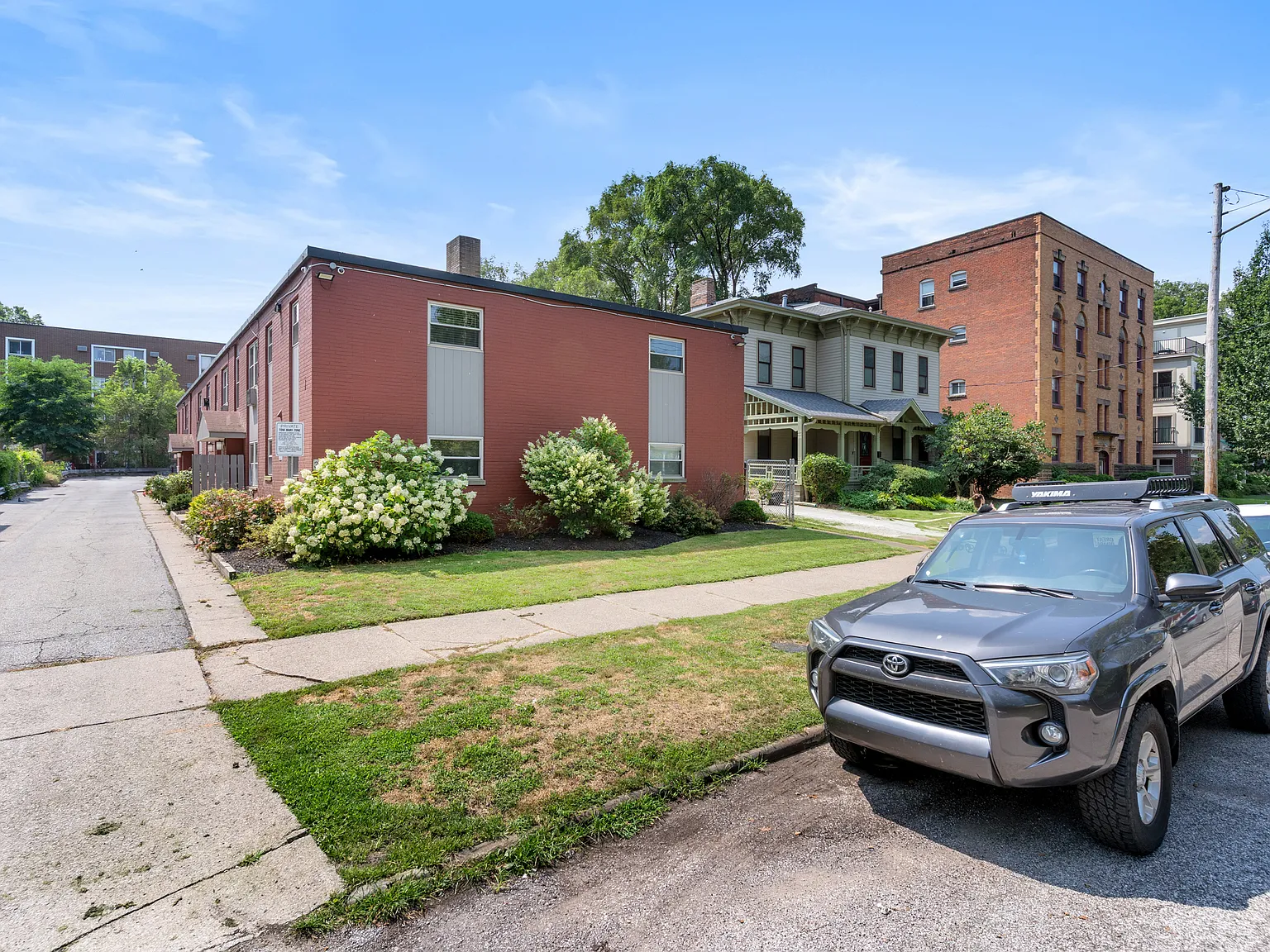 1 bed, 460 sqft, $999 — Photo 4
