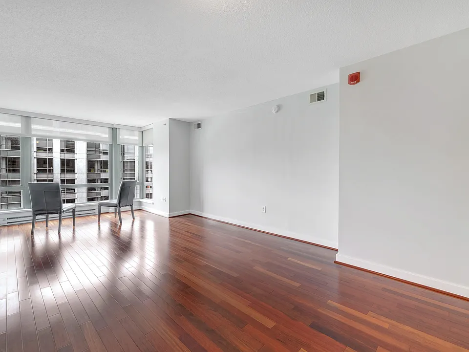 1150 K St NW #1004