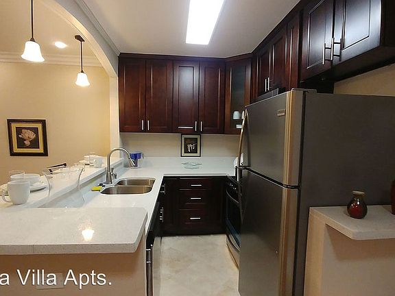 3rd image of 11737 Vanowen St APT 205